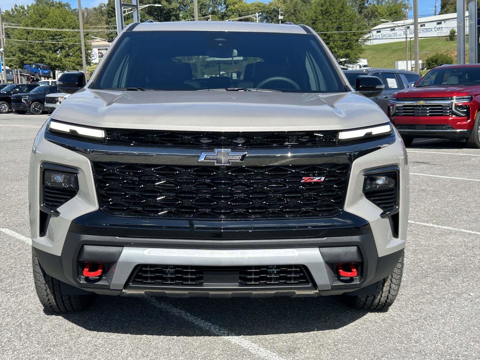 New 2026 Chevrolet Traverse Z71 w/ LPO, Floor Liner Package image 8