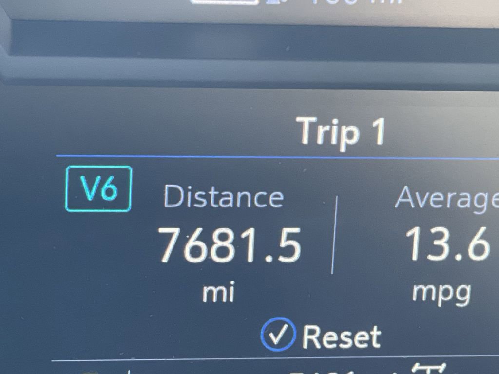 Certified 2024 Cadillac XT6 Premium Luxury w/ LPO, Floor Liner Package image 14