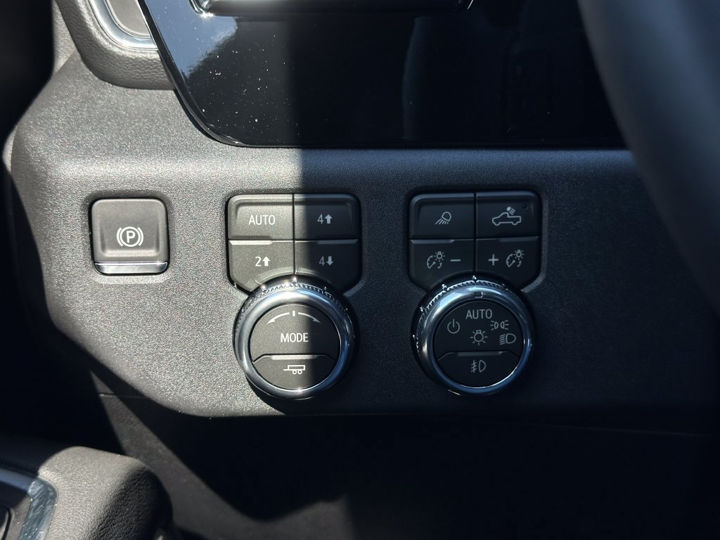 New 2026 GMC Sierra 1500 Elevation w/ Elevation Premium Package AWD/4WD image 22