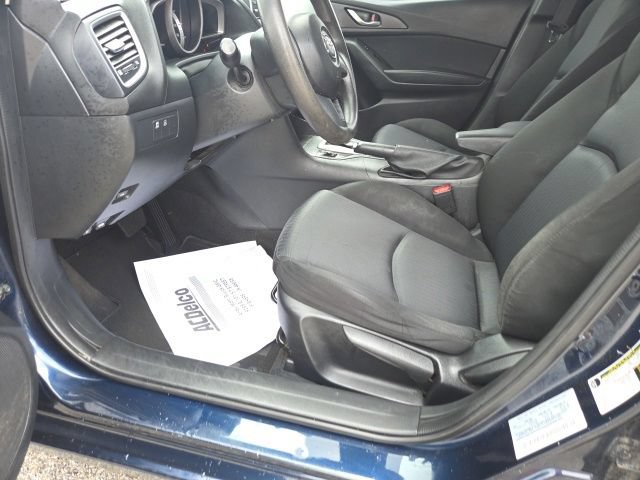 Used 2015 MAZDA MAZDA3 i SV FWD image 27