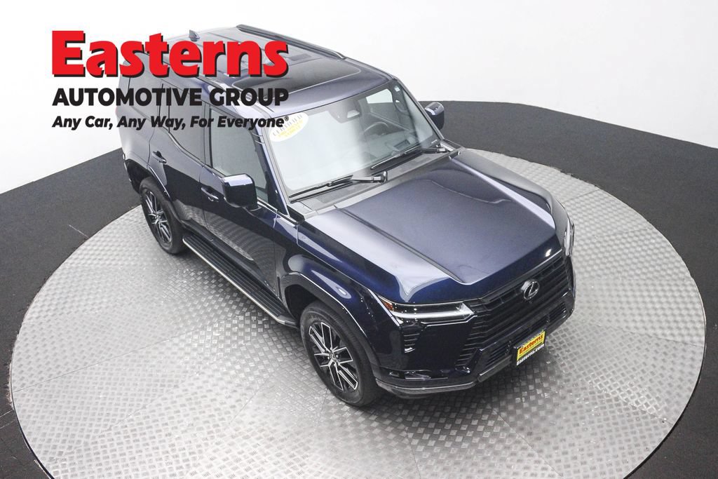 Used 2025 Lexus GX 550 w/ Accessory Package (2T) AWD/4WD image 3