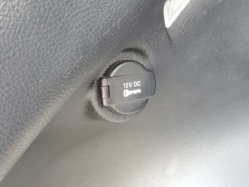 Used 2018 Jeep Compass Latitude FWD image 29