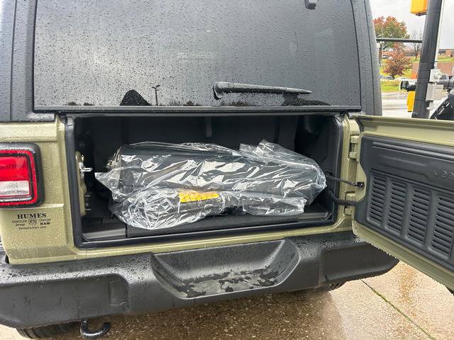 New 2026 Jeep Wrangler Sport S image 19