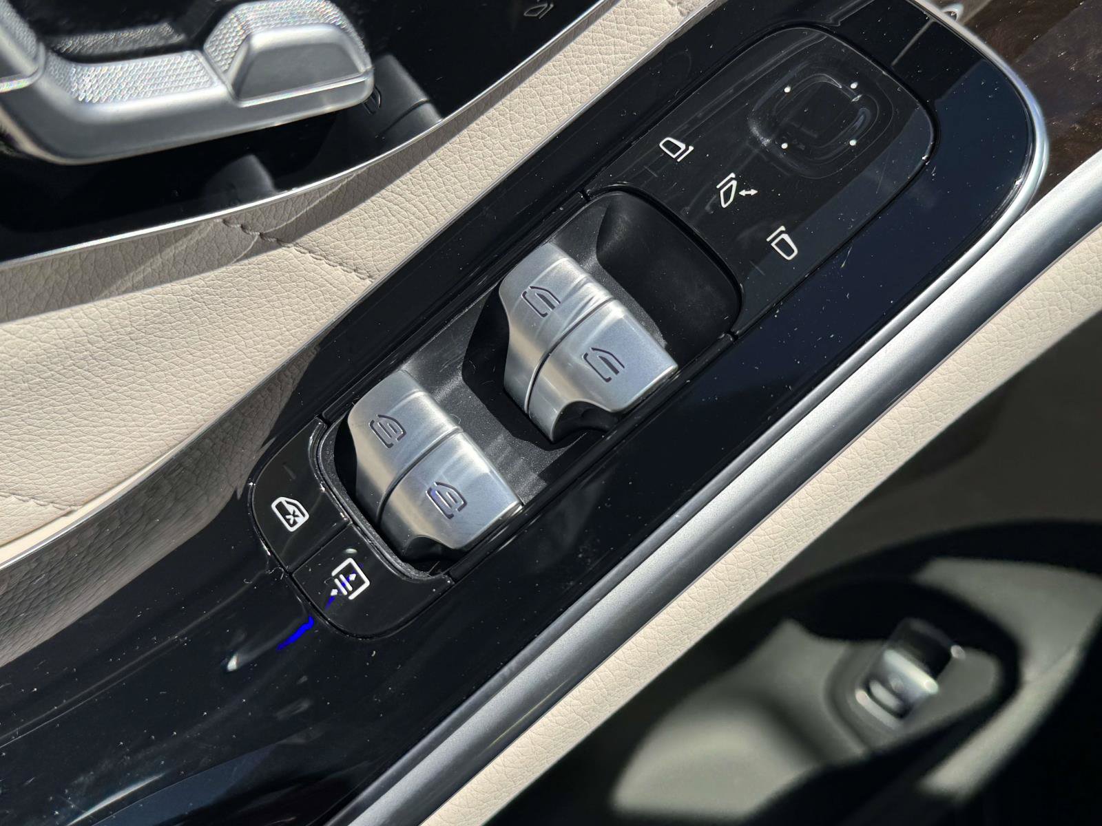 Certified 2023 Mercedes-Benz S 580 4MATIC Sedan image 31