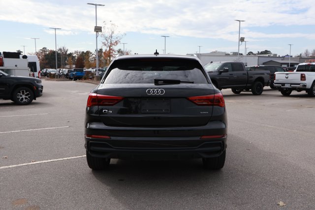 Used 2024 Audi Q3 2.0T Premium image 7