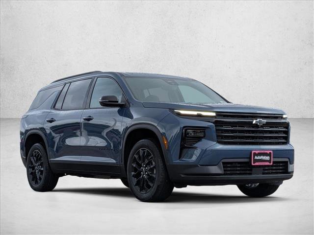 New 2026 Chevrolet Traverse LT w/ Midnight/Sport Edition FWD image 3