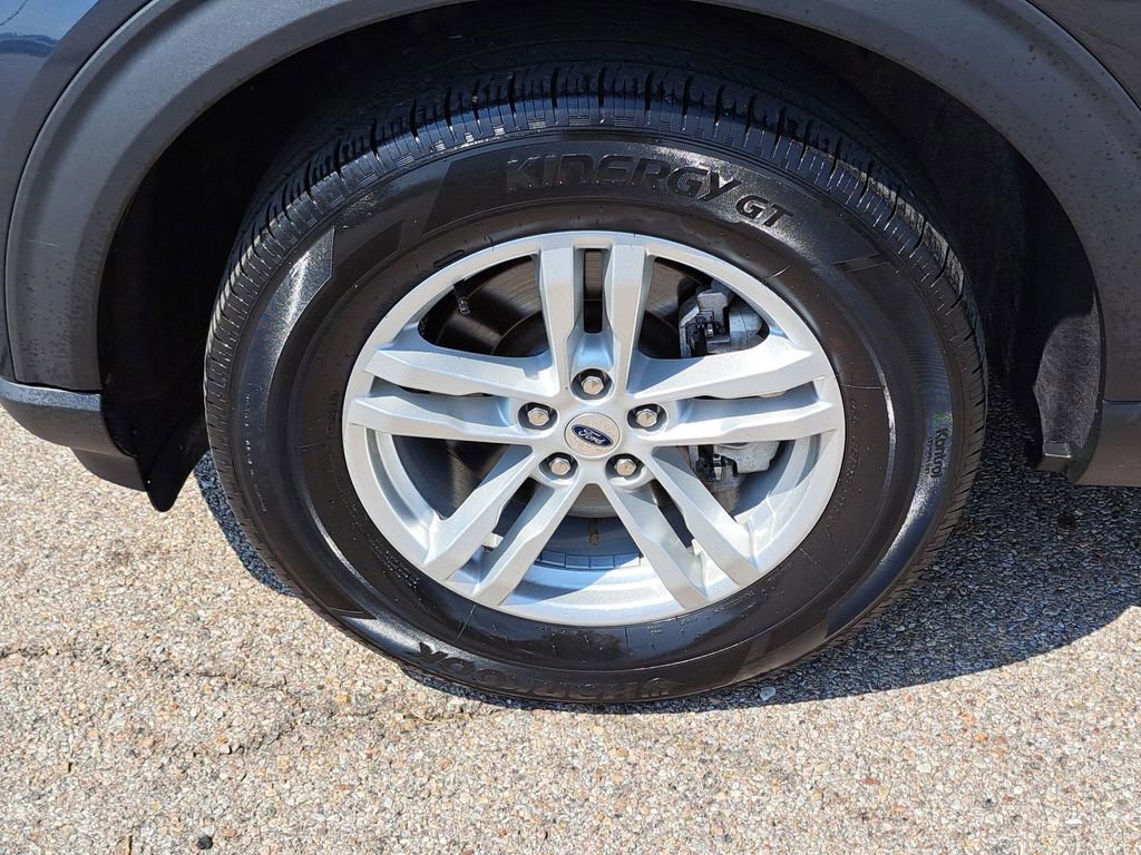 Used 2022 Ford Explorer XLT image 9