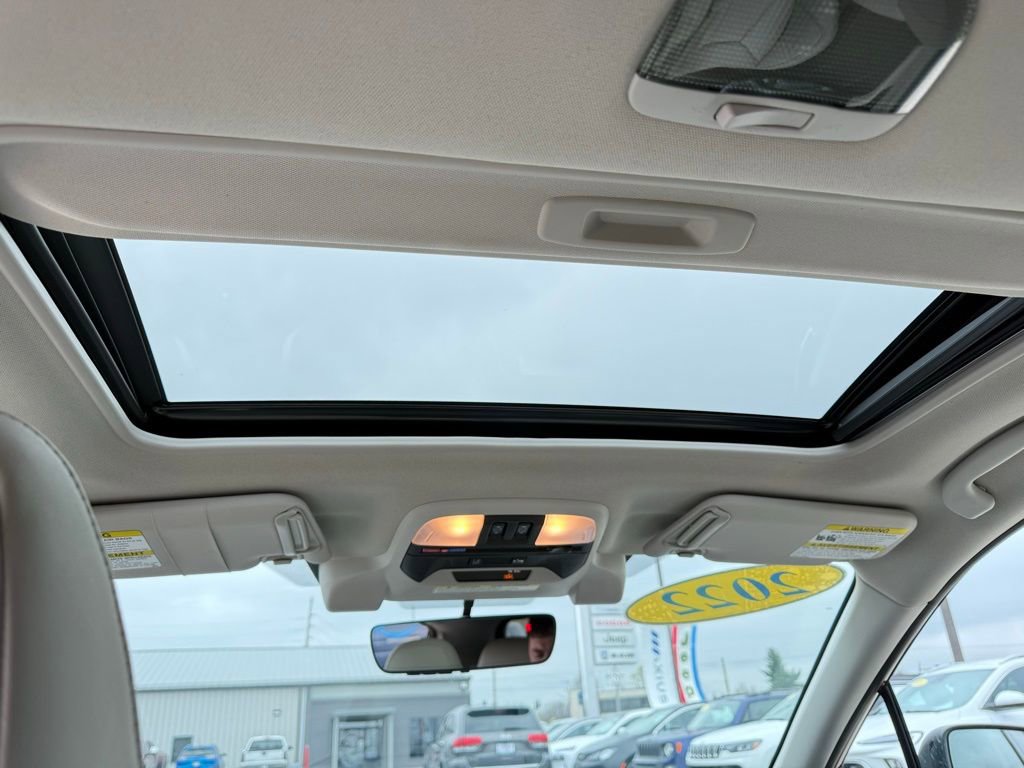 Used 2022 Subaru Impreza 2.0i Limited w/ Popular Package #2 image 25