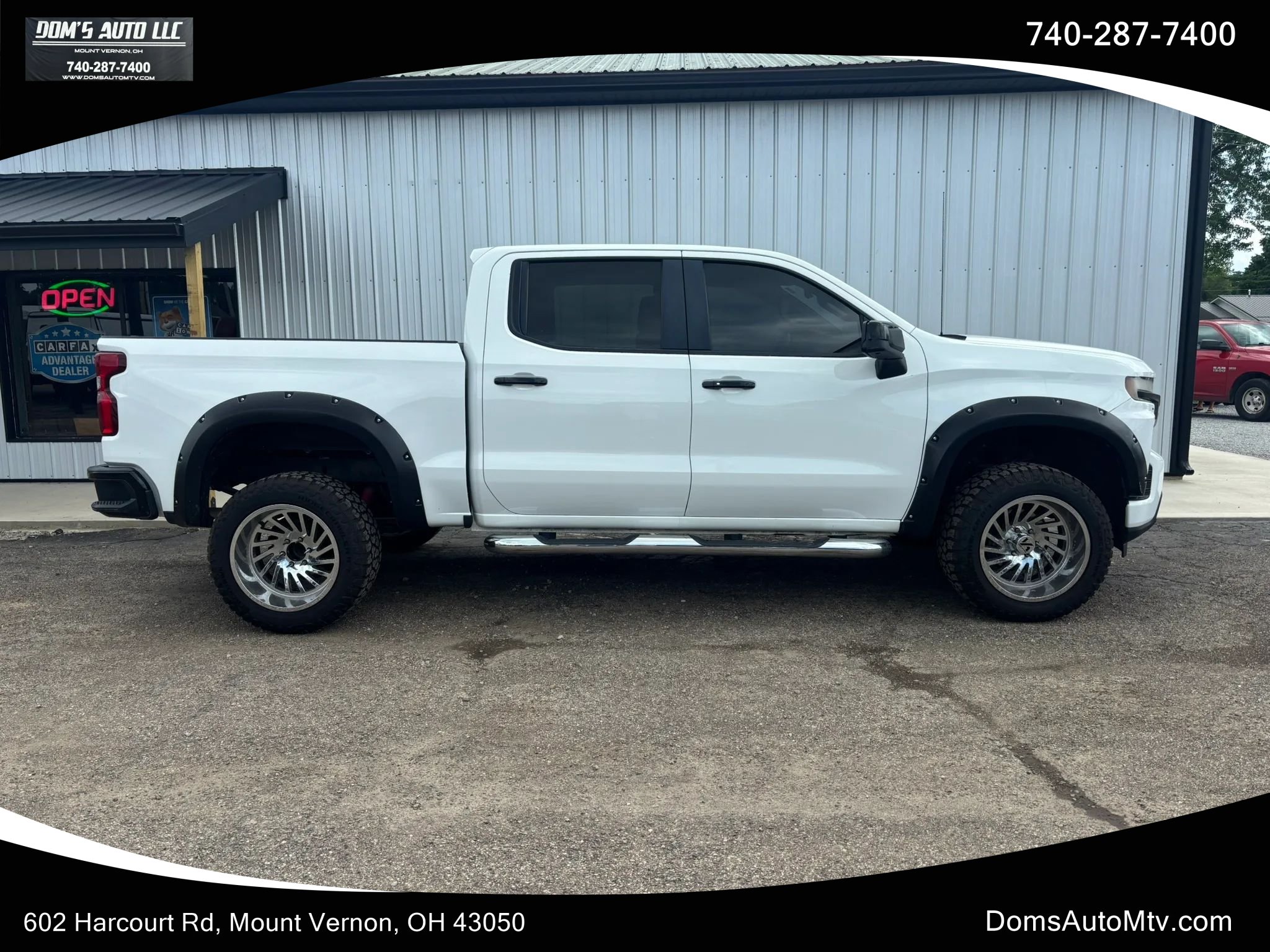 Used 2021 Chevrolet Silverado 1500 LT Trail Boss AWD/4WD image 1