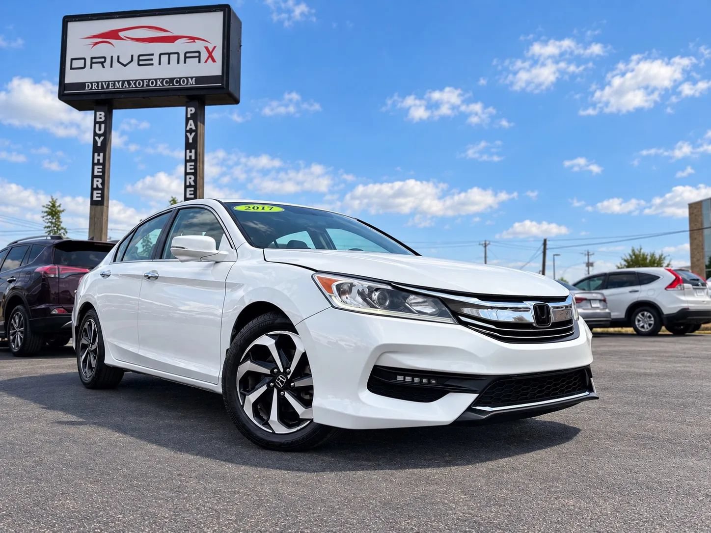 Used 2017 Honda Accord EX-L image 1