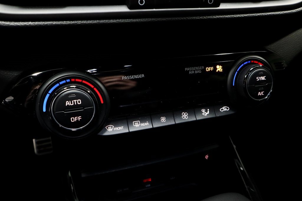 Used 2024 Kia Forte GT-Line w/ GT-Line Premium Package image 35