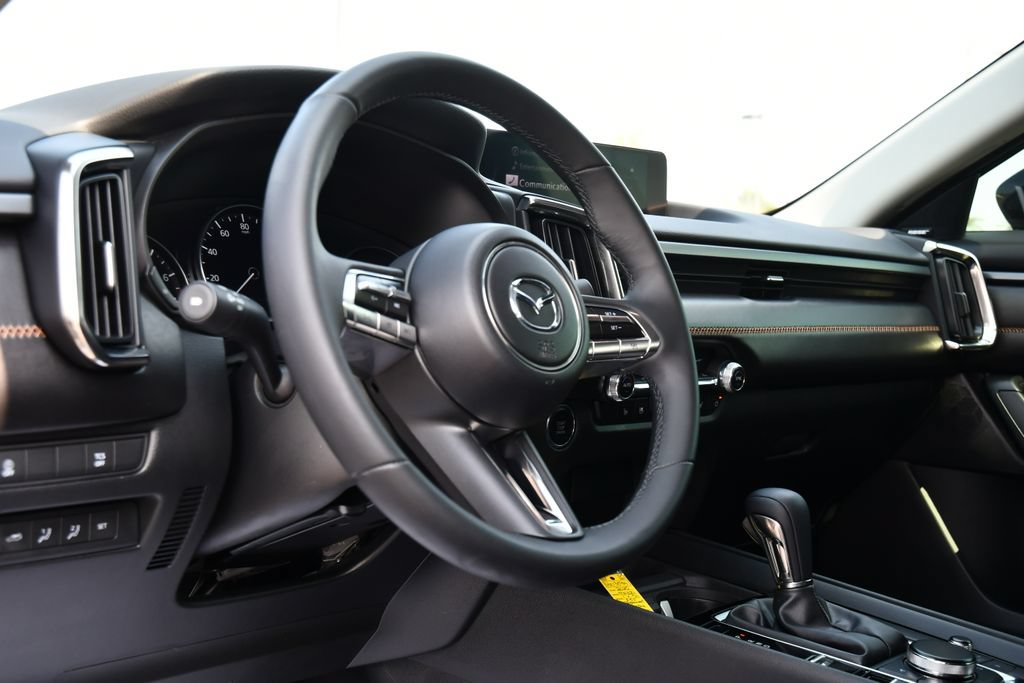 Used 2025 MAZDA CX-50 AWD 2.5 S w/ Premium Plus Pkg image 15