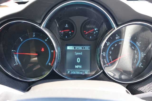 Used 2014 Chevrolet Cruze Diesel FWD image 9