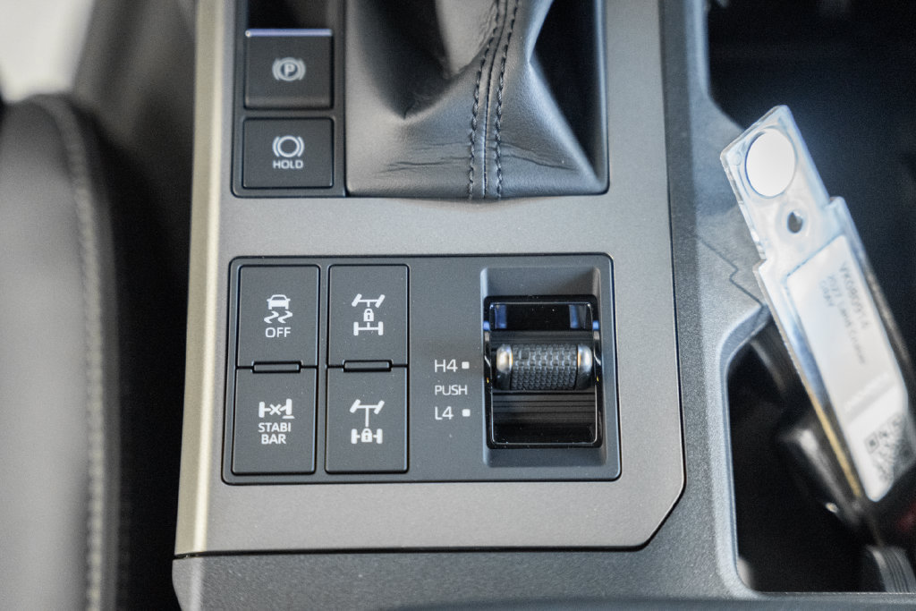 New 2027 Toyota Land Cruiser w/ Premium Package AWD/4WD image 28