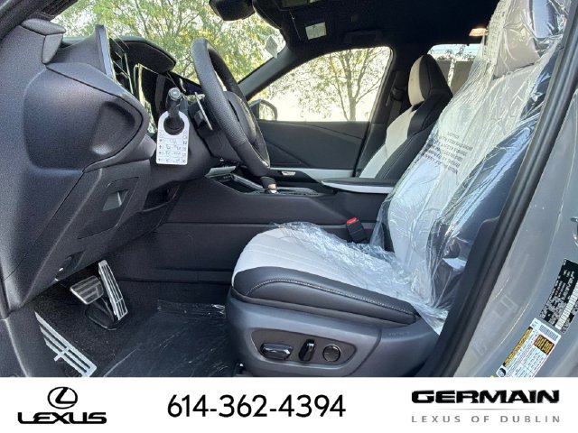New 2026 Lexus TX 500h AWD image 21