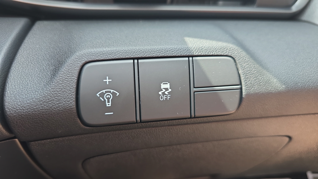 New 2026 Hyundai Elantra SEL Sport Premium FWD image 12