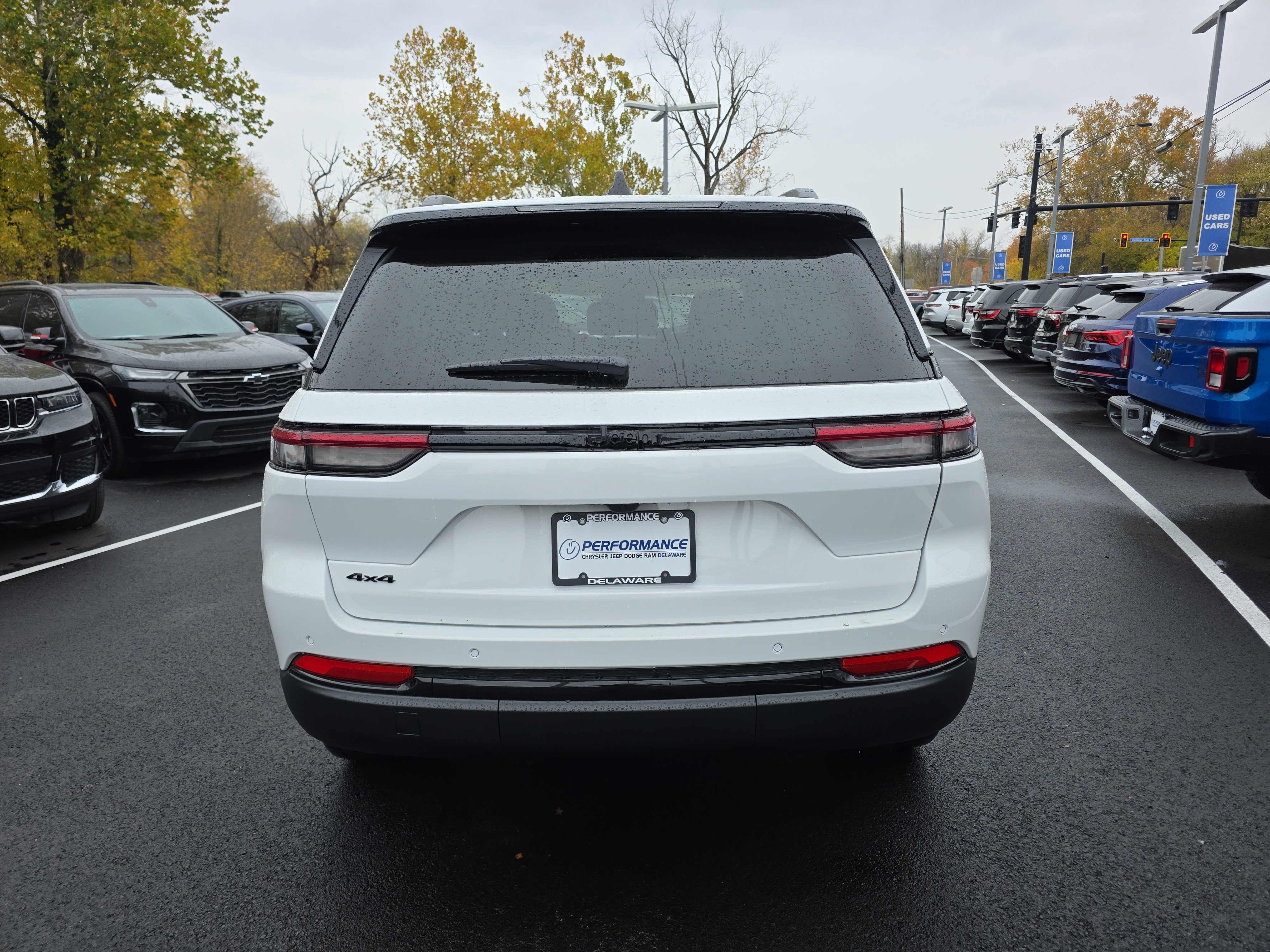 New 2025 Jeep Grand Cherokee Altitude image 22