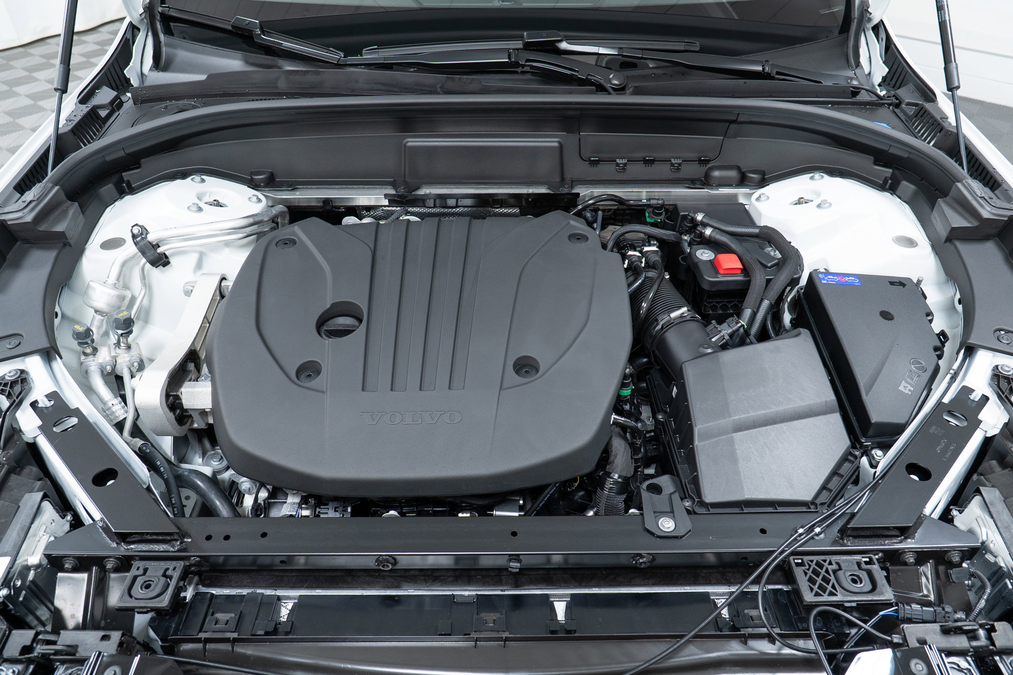 New 2026 Volvo XC60 B5 Core w/ Climate Package image 9