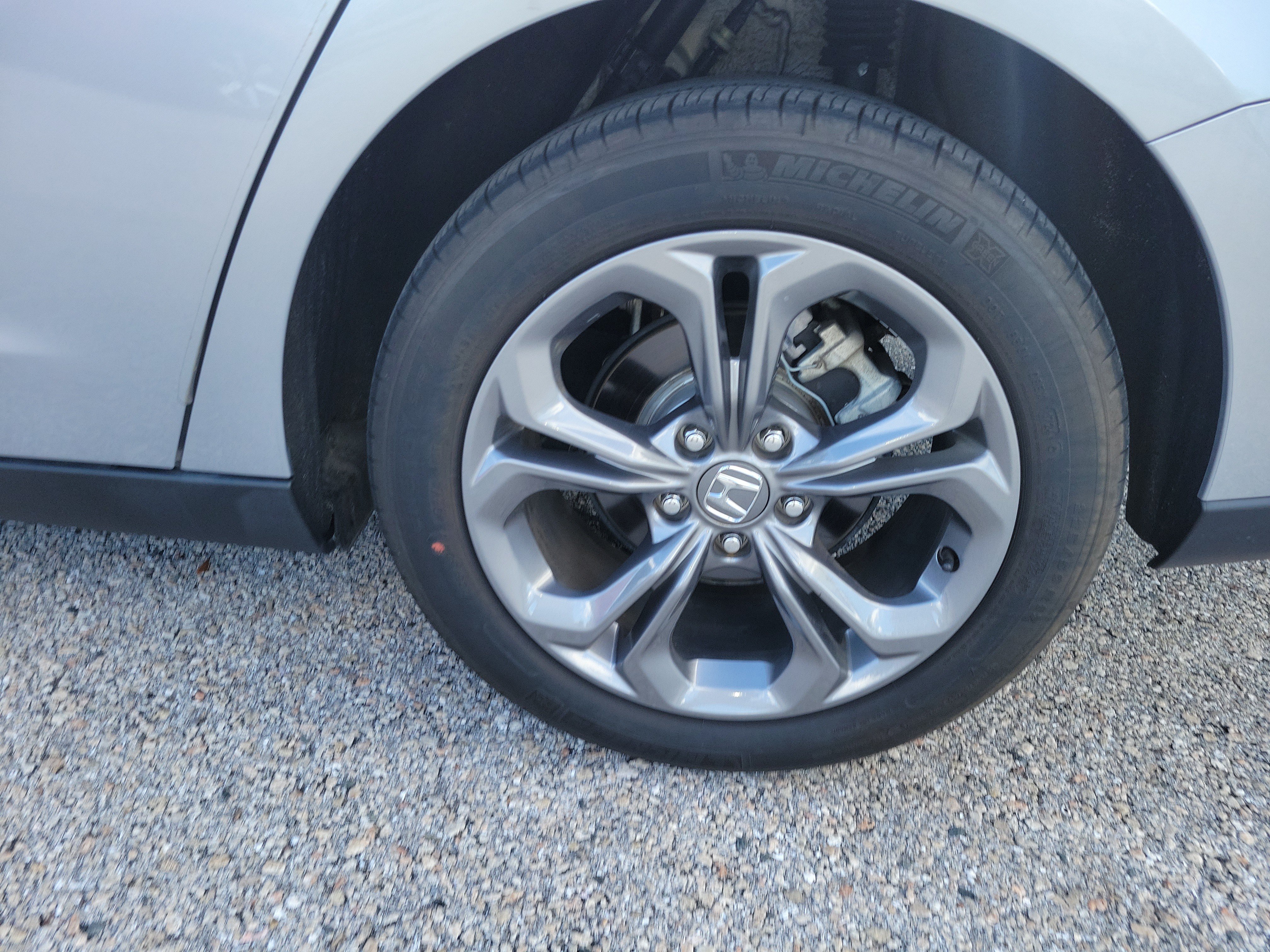 Used 2024 Honda Accord EX image 9