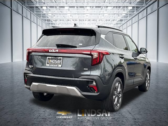 Used 2024 Kia Seltos S AWD/4WD image 2