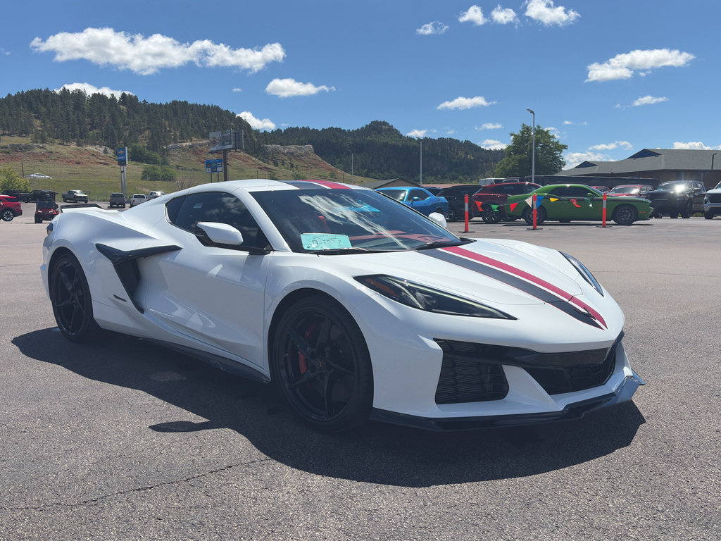 New 2026 Chevrolet Corvette E-Ray w/ Stealth Interior Trim Package AWD/4WD image 6