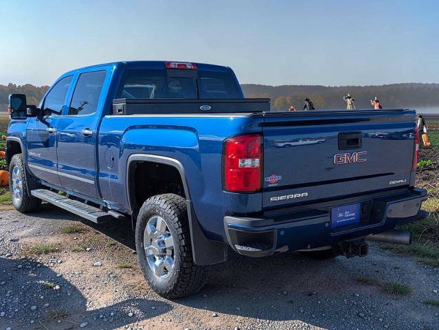 Used 2017 GMC Sierra 3500 Denali w/ Duramax Plus Package AWD/4WD image 4