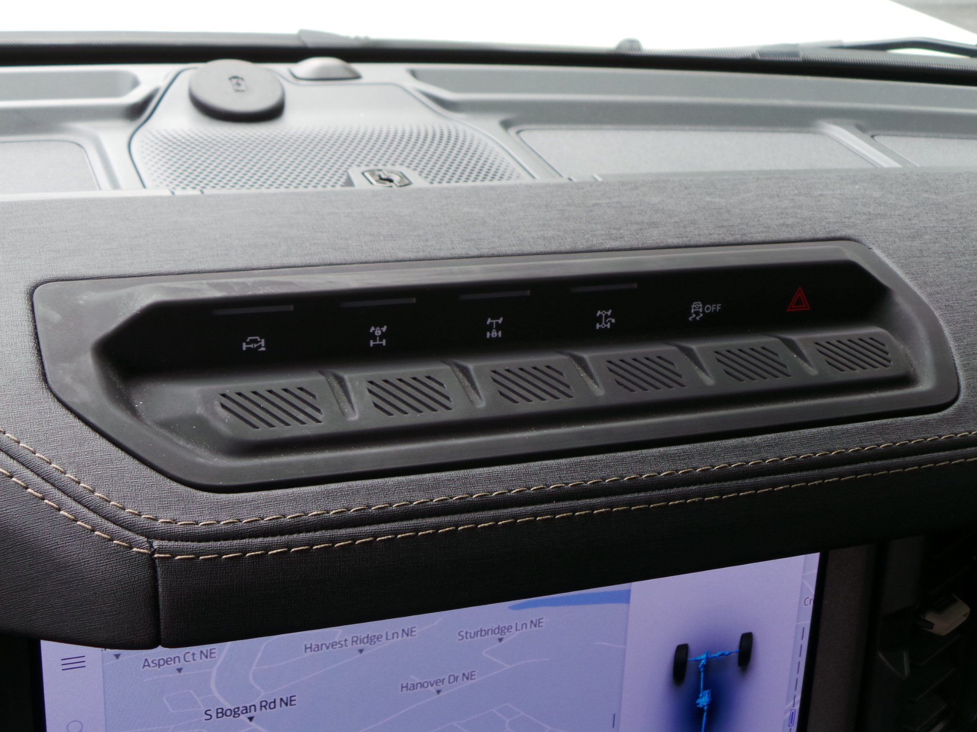 Used 2025 Ford Bronco Badlands AWD/4WD image 38