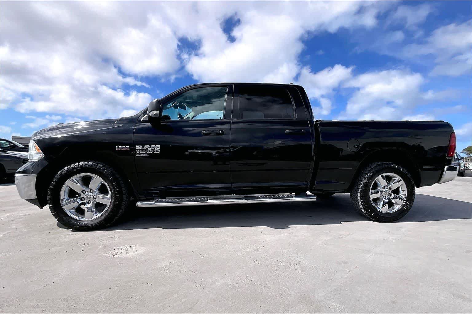 Used 2019 RAM 1500 Big Horn AWD/4WD image 3