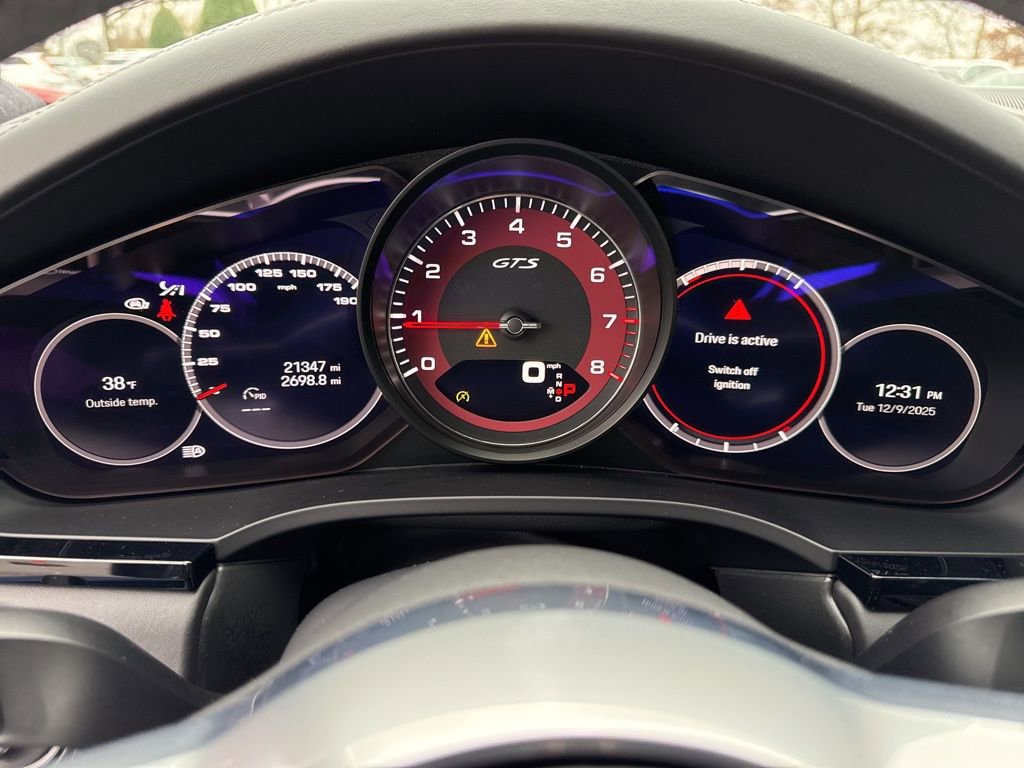 Used 2023 Porsche Cayenne GTS image 32