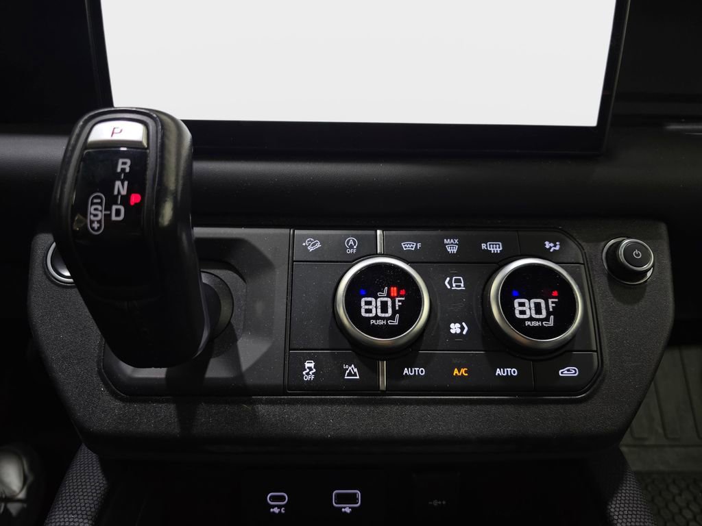 Used 2022 Land Rover Defender 90 X-Dynamic HSE image 26