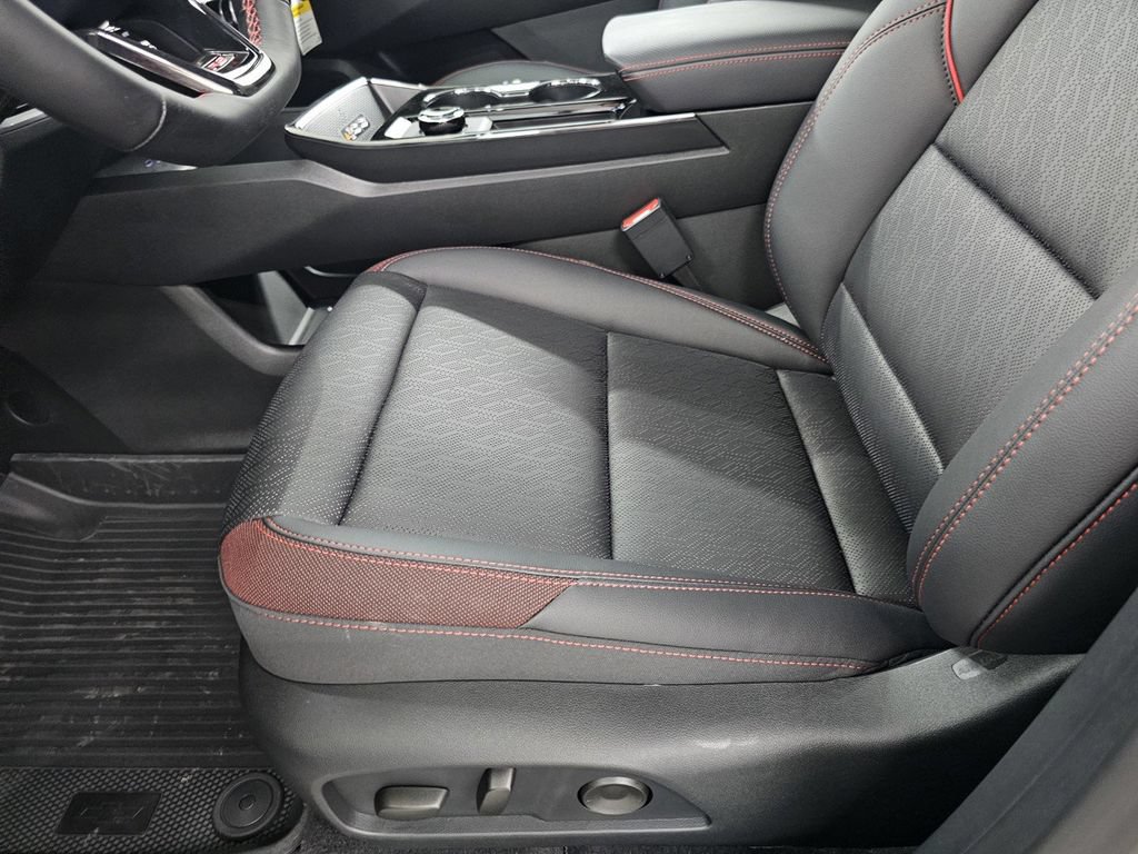 New 2027 Chevrolet Equinox RS w/ Safety and Technology Package AWD/4WD image 15