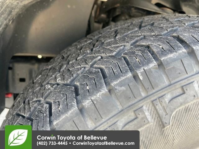 Used 2023 Nissan Frontier PRO-4X w/ Pro-4X Premium Package image 28