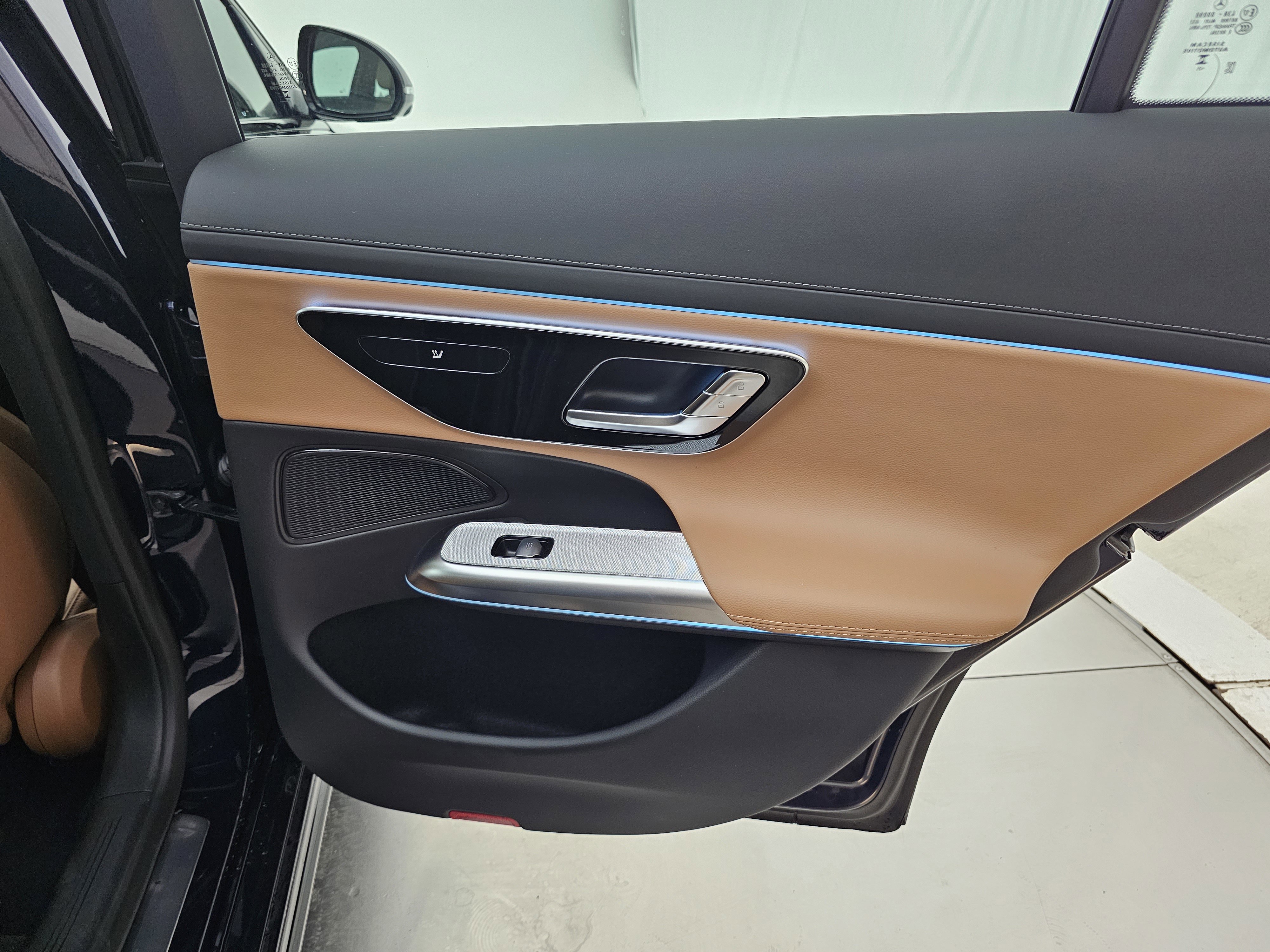 New 2026 Mercedes-Benz E 450 4MATIC Sedan image 23