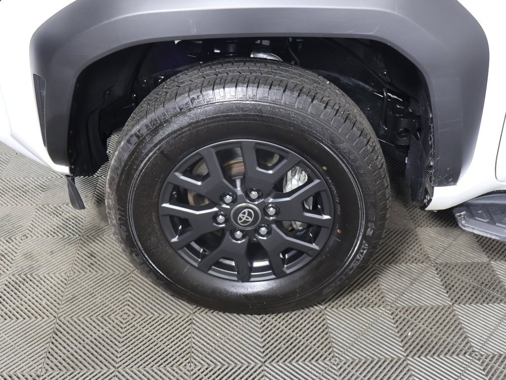 Used 2025 Toyota 4Runner SR5 image 16