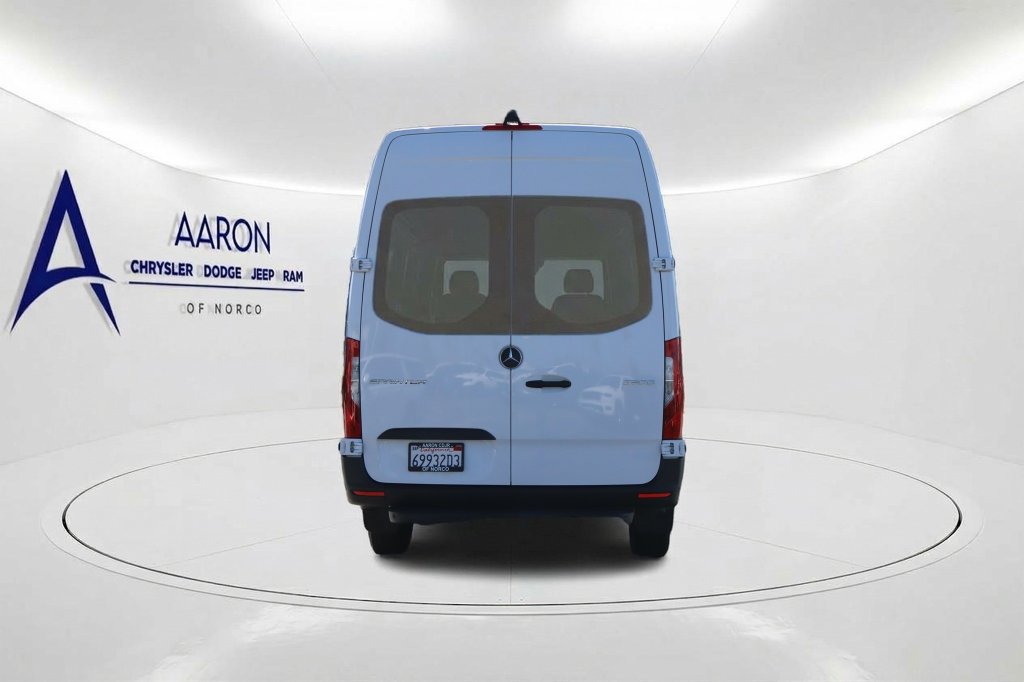 Used 2024 Mercedes-Benz Sprinter 2500 image 5