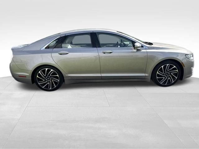 Used 2020 Lincoln MKZ w/ Convenience Package FWD image 8