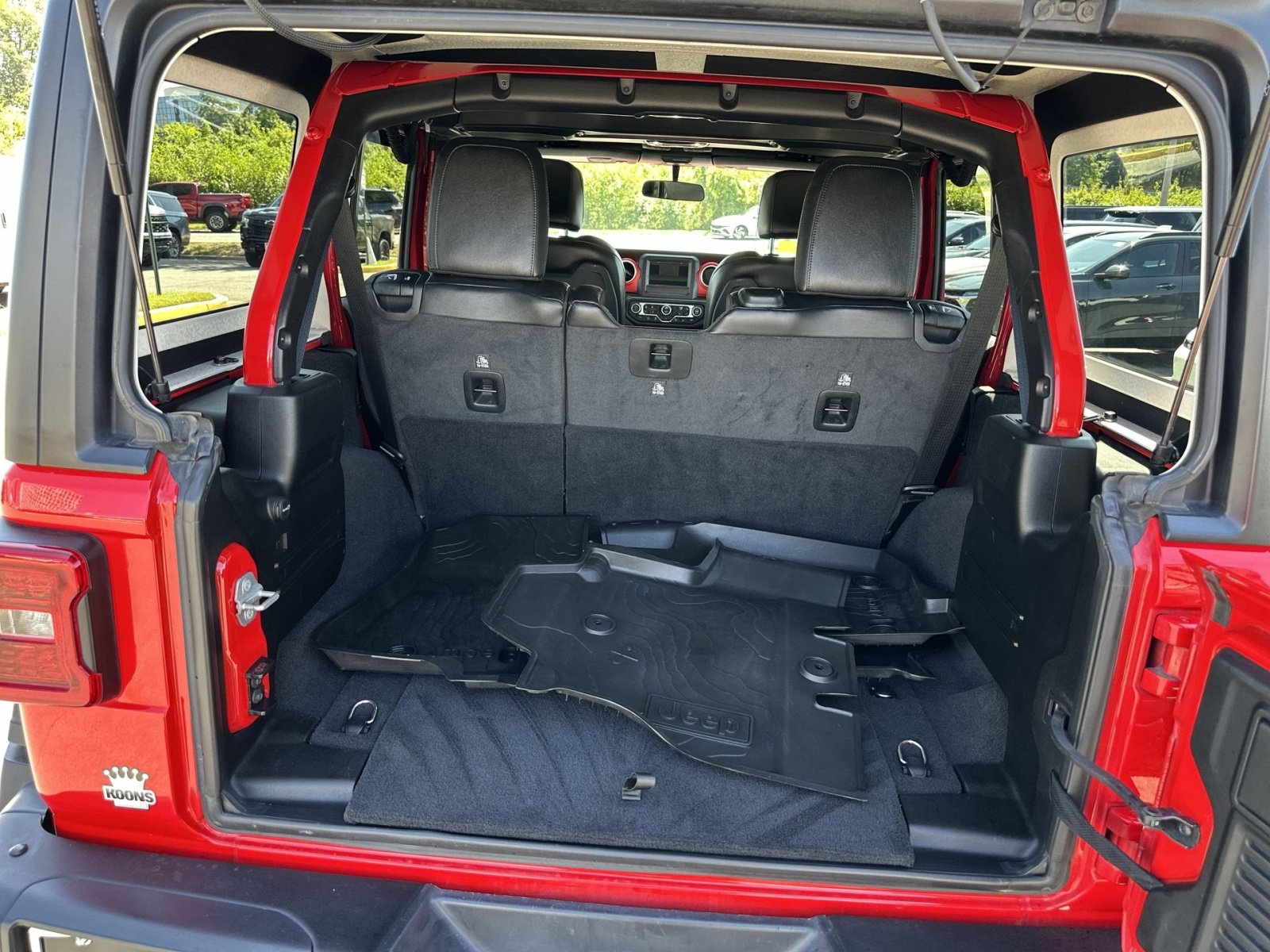 Used 2020 Jeep Wrangler Unlimited Rubicon w/ Steel Bumper Group AWD/4WD image 24