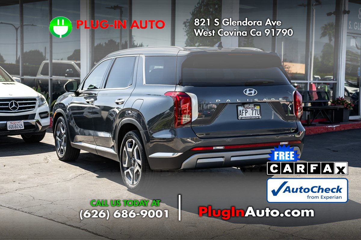Used 2024 Hyundai Palisade Limited image 2