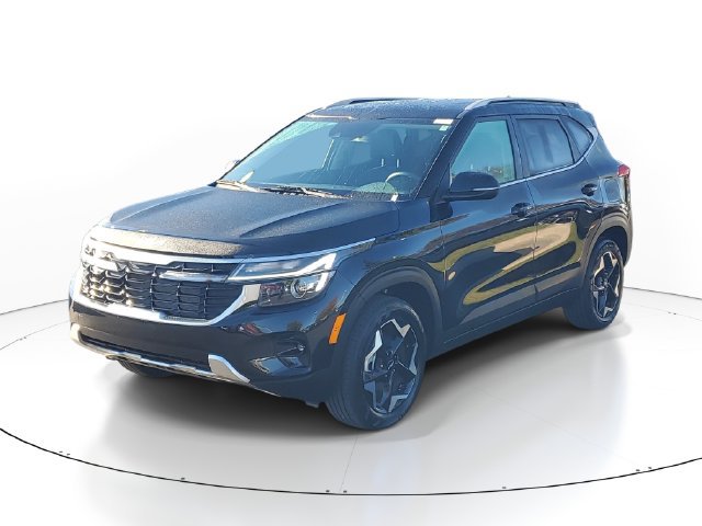Certified 2026 Kia Seltos EX AWD/4WD image 2