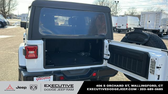 Used 2022 Jeep Wrangler Unlimited Sahara w/ Cold Weather Group AWD/4WD image 23