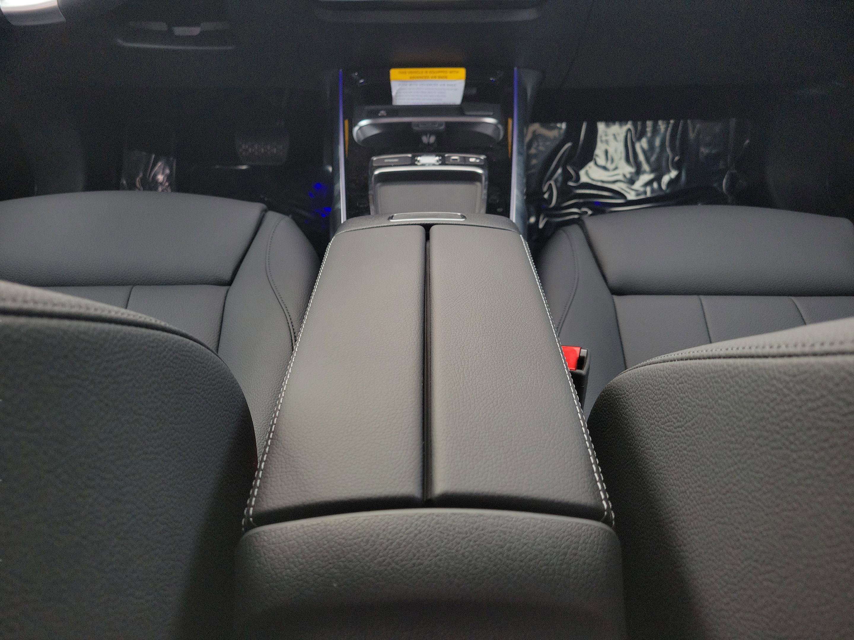 Certified 2026 Mercedes-Benz GLB 250 GLB 250 image 9