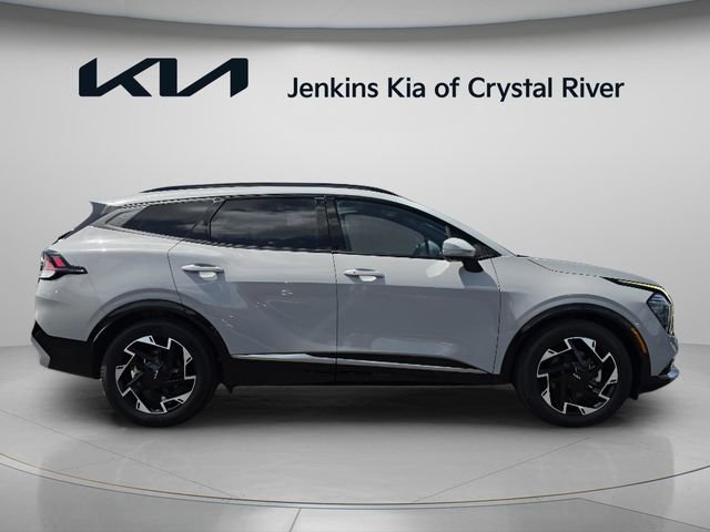 Certified 2024 Kia Sportage SX image 2