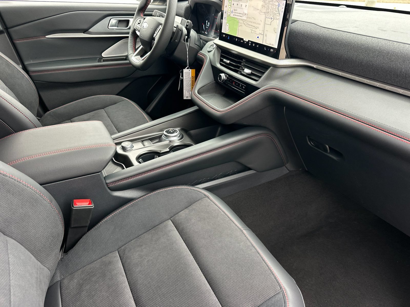 New 2025 Ford Explorer ST-Line w/ Premium Package RWD image 23