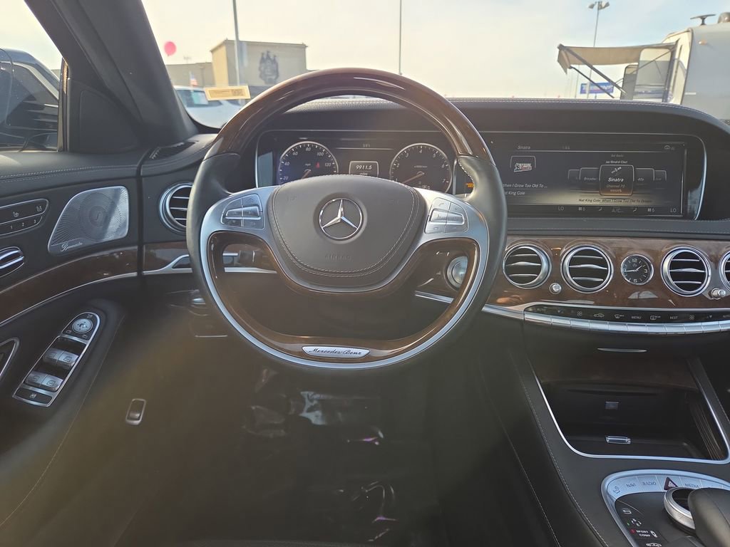 Used 2014 Mercedes-Benz S 550 Sedan image 18