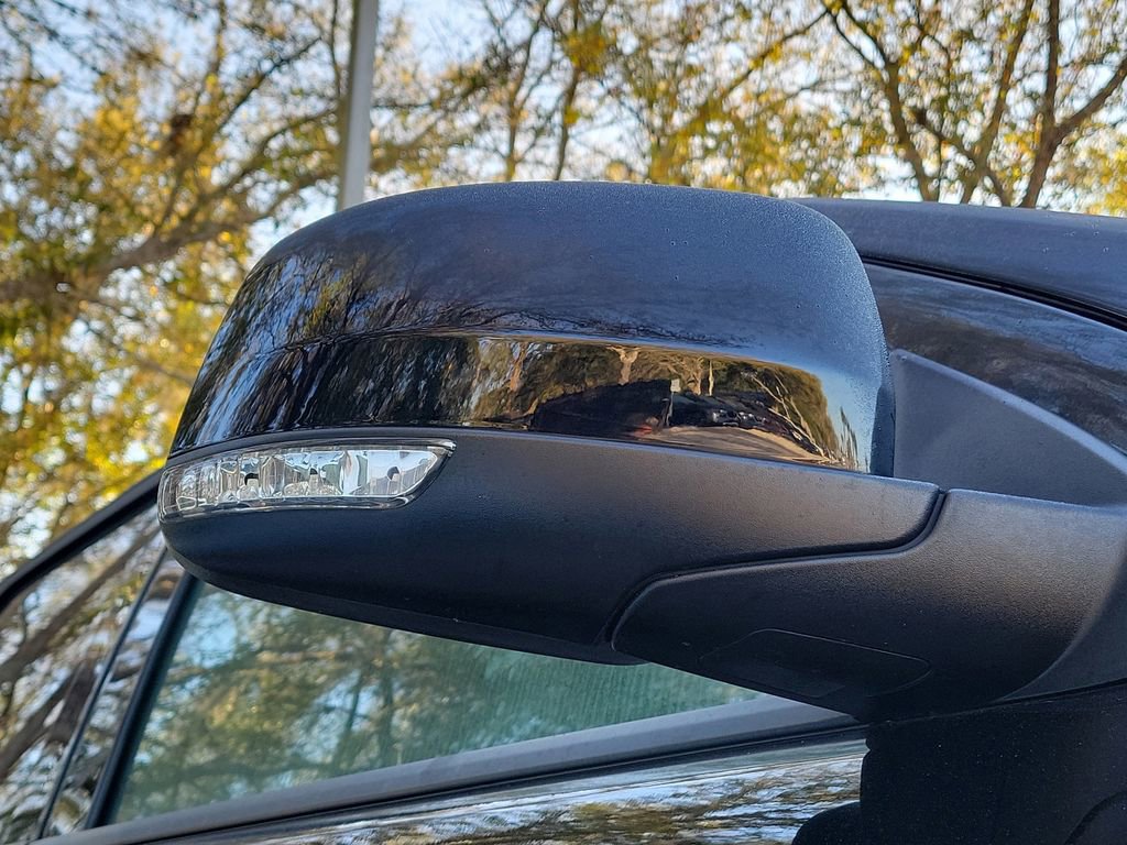 Used 2023 Dodge Durango GT image 9