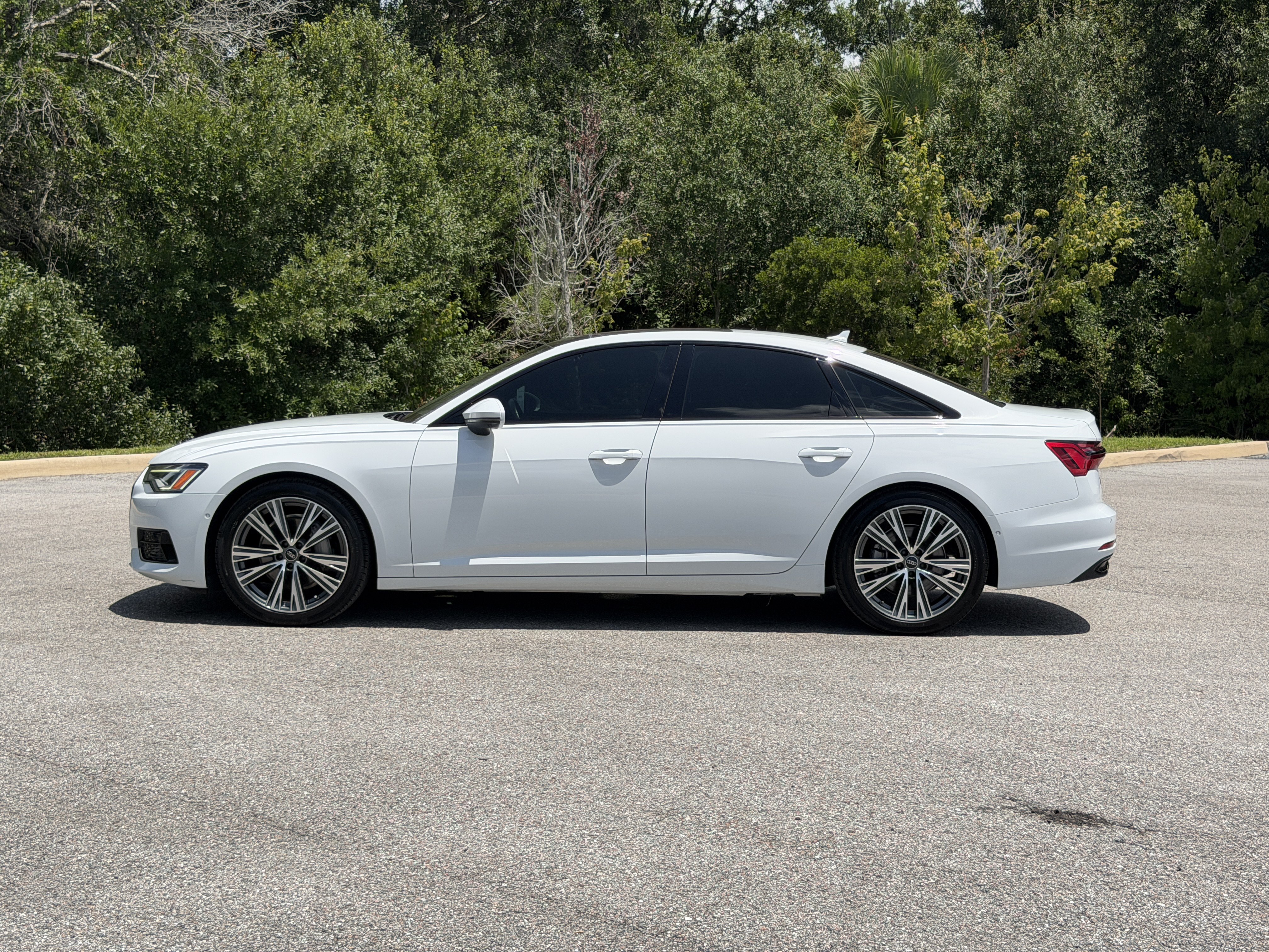 Certified 2023 Audi A6 Premium Plus w/ Premium Plus Package AWD/4WD image 4