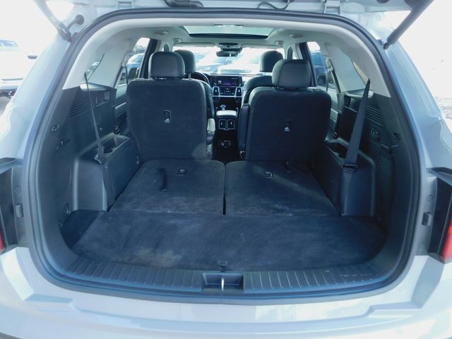 Used 2022 Kia Sorento SX image 13