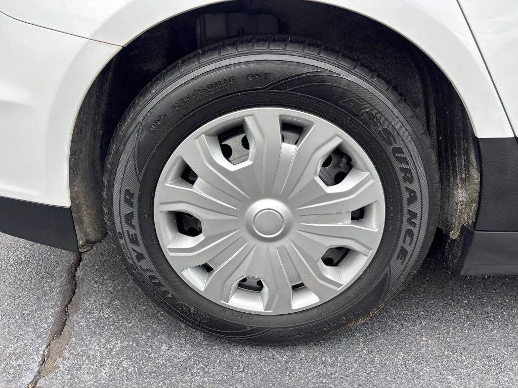 Used 2014 Ford Fusion S image 31