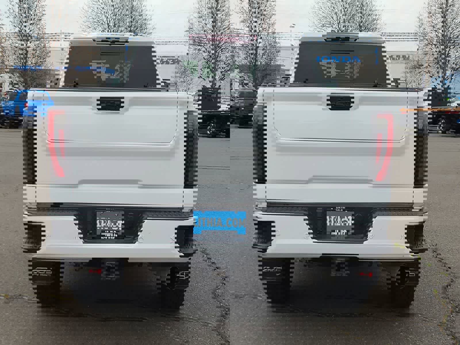 Used 2024 GMC Sierra 2500 AT4 w/ AT4 Preferred Package image 13