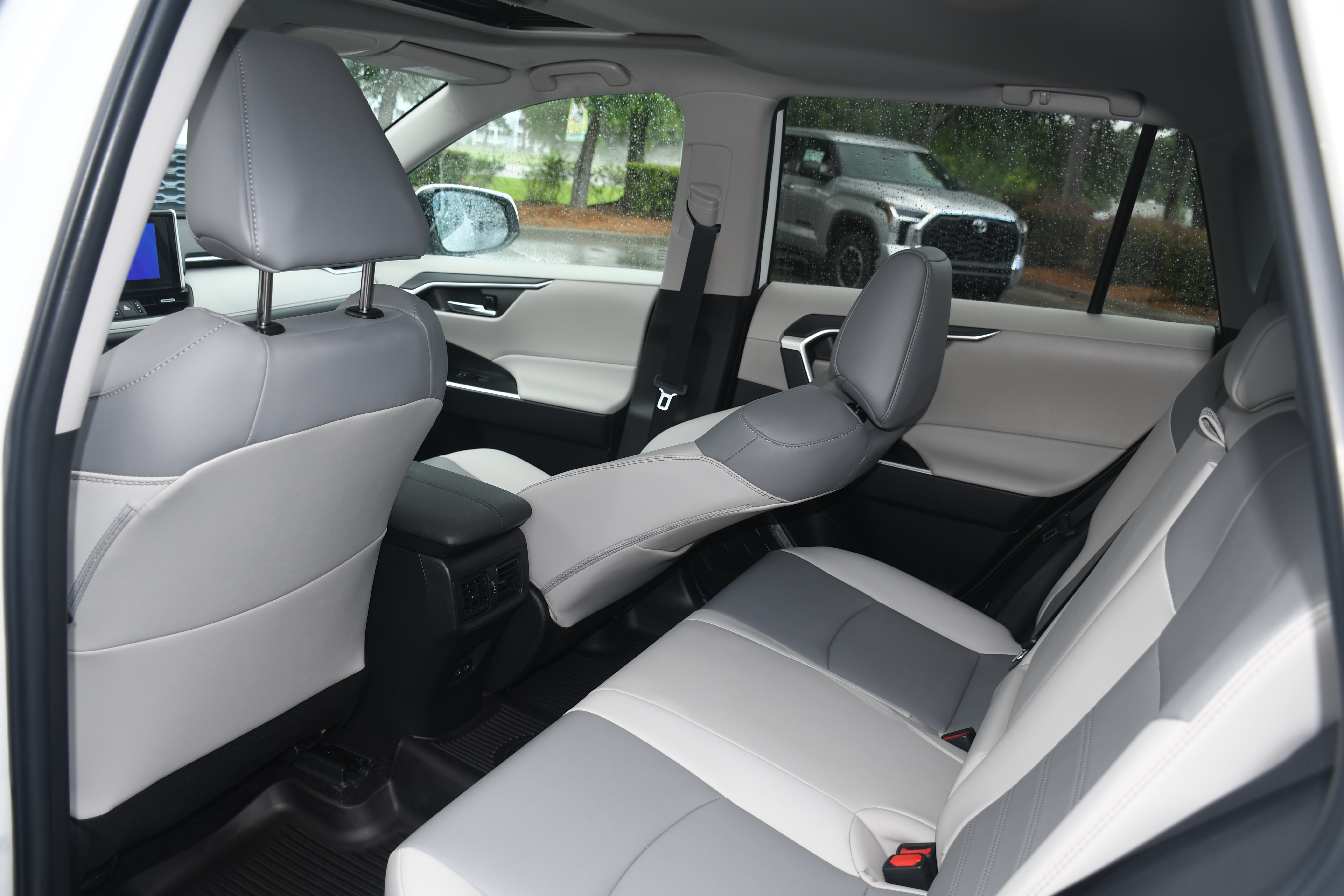 Certified 2025 Toyota RAV4 XLE Premium AWD/4WD image 15